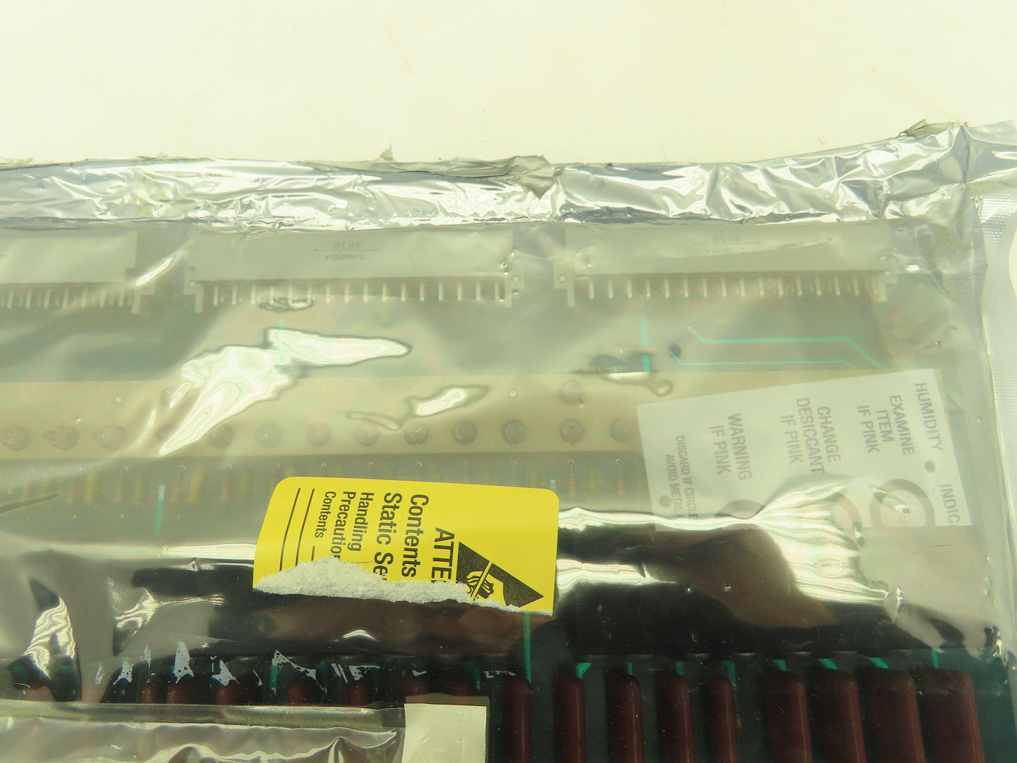 Giddings & Lewis 501-04561-00 / 502-03567-00 Output Circuit Board Module 32 AC