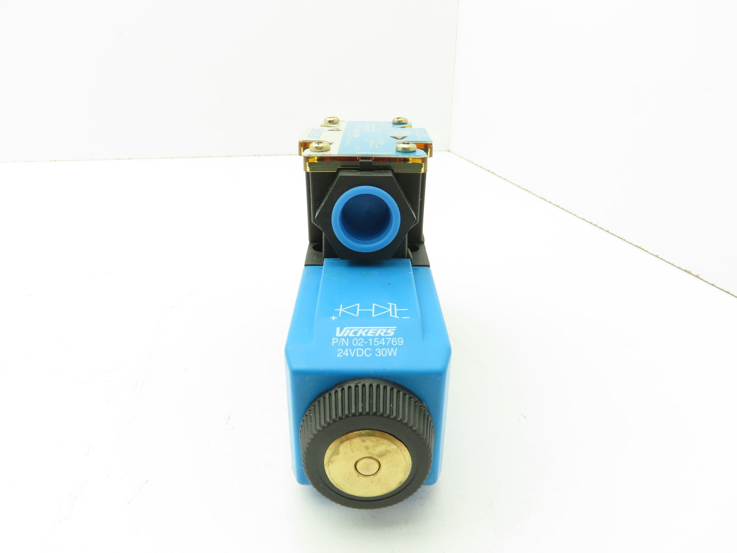Eaton Vickers DG4V-3-2A-M-FTWL-D7-H7-60 Hydraulic Solenoid Valve 24VDC