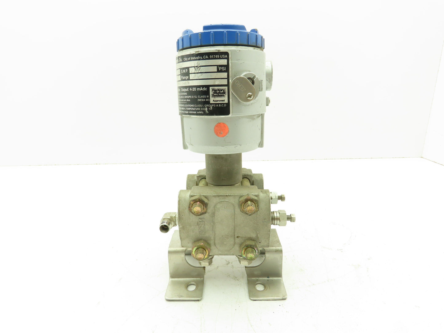 Barton Instruments FHCF35V4ADCYYAA Pressure Transmitter 2.2-225 WC Type DP
