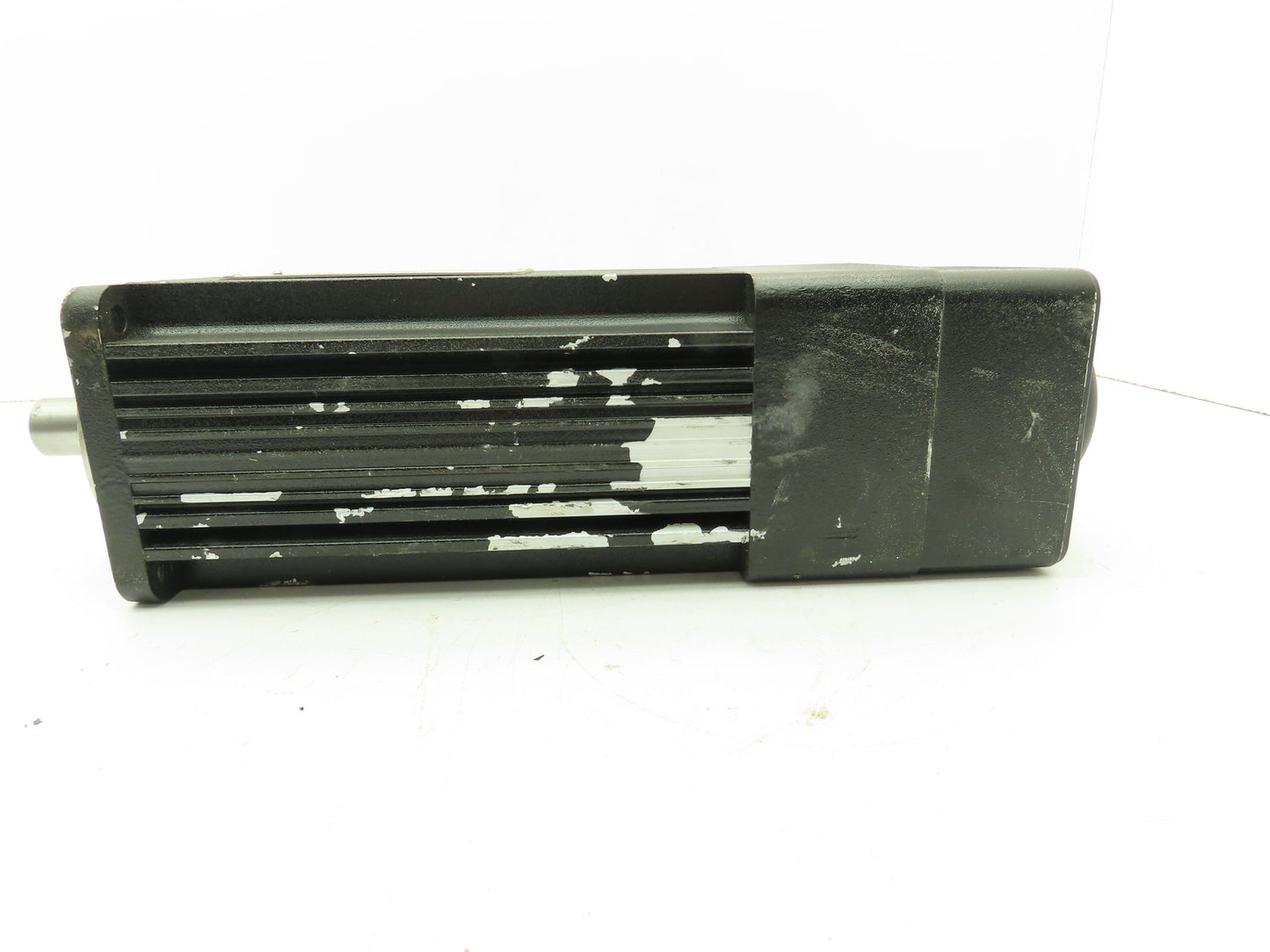 Kollmorgen B-404-BA-21-T Goldline Brushless PM Servo Motor 230V 2500 RPM