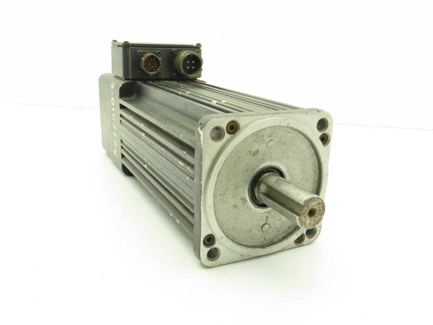 Kollmorgen B-404-BA-21-T Goldline Brushless PM Servo Motor 230V 2500 RPM