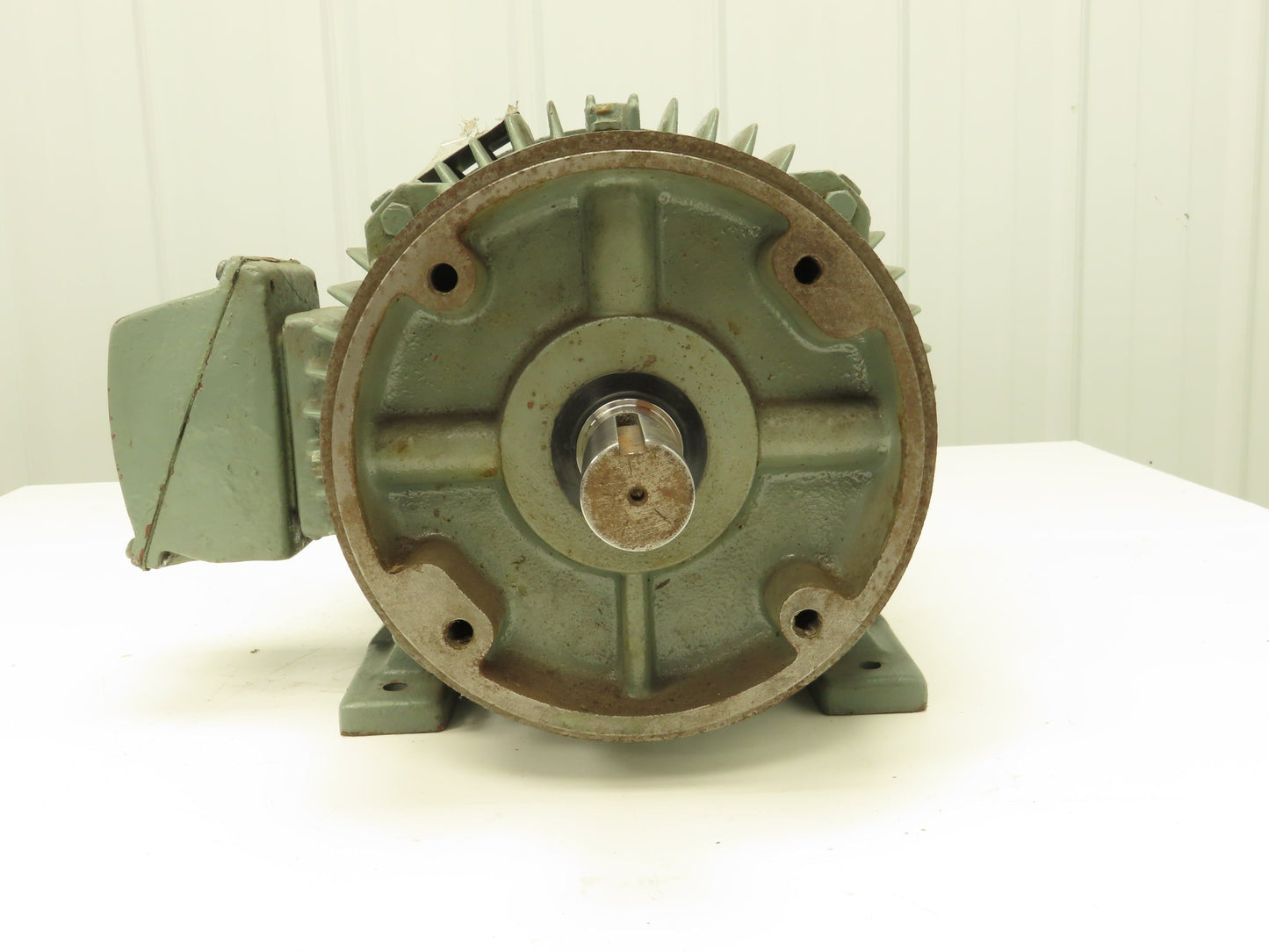 Siemens Allis RGZ1CH Electric Motor 7.5 HP 213T 1745 RPM 575V Only 3Ph