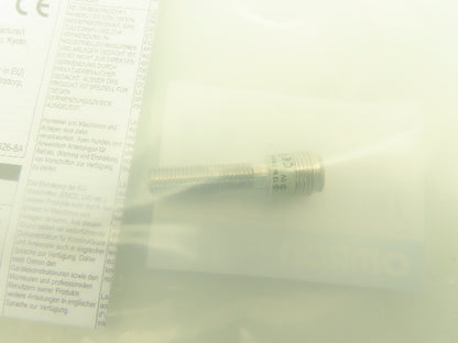 Omron E2E-X2D1-M1 Inductive Proximity Sensor Lot of 4