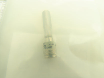 Omron E2E-X2D1-M1 Inductive Proximity Sensor Lot of 4