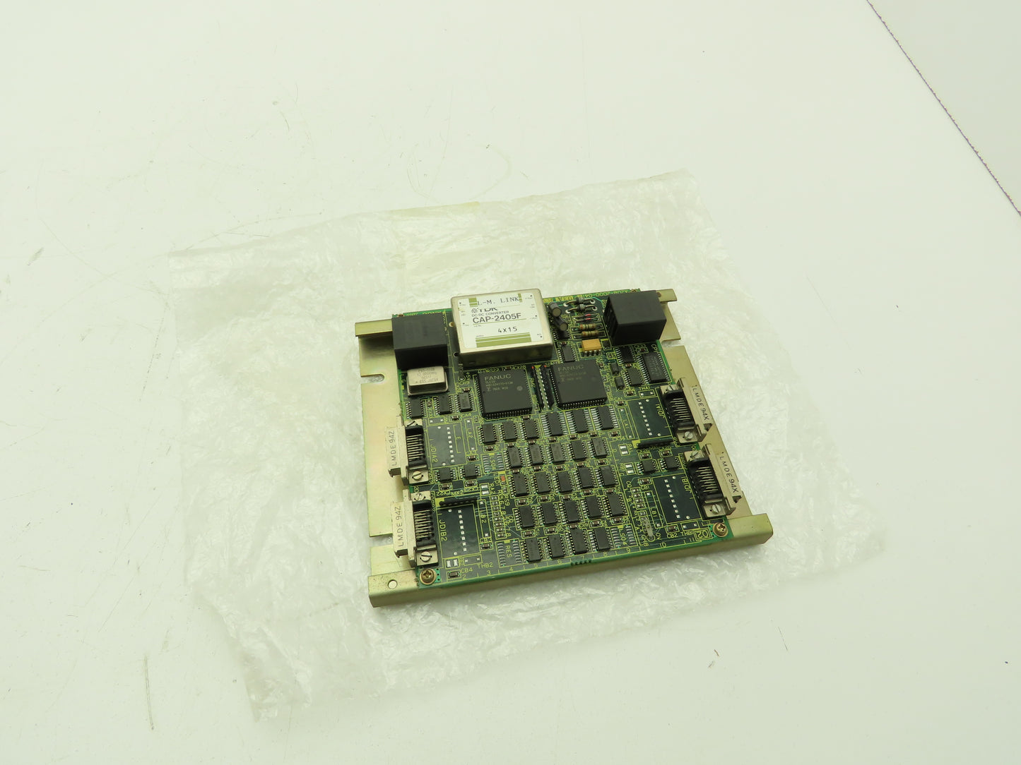 Fanuc A20B-2000-0411/03A Control Board I/O Module Link Connector