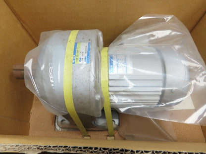 Nissei GTR G3LB-40-160-075 Gearmotor 160:1 0.75kw 220V 3 Ph 10.8 RPM DC Brake
