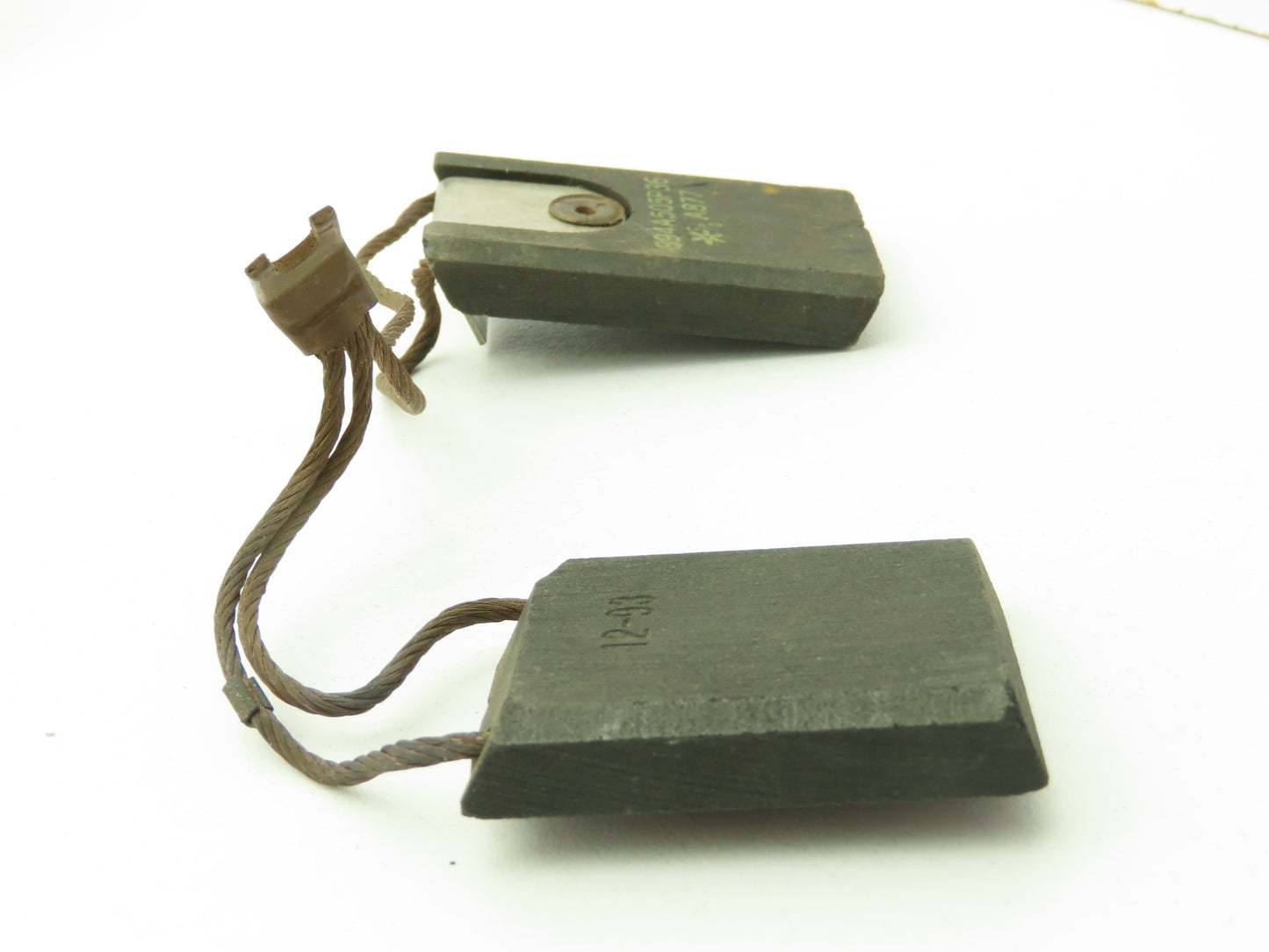 Carbon Products 894A505P36 Motor Brush 3/8x1-1/2x2-3/8" Brushes Lot of 13