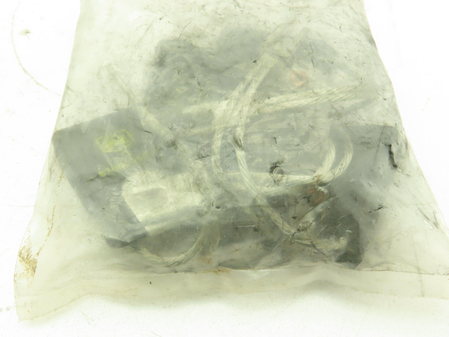 National 8790305P01 8790305P01 Carbon Motor Brush 5/8x1-1/2x2-1/4" Lot of 4