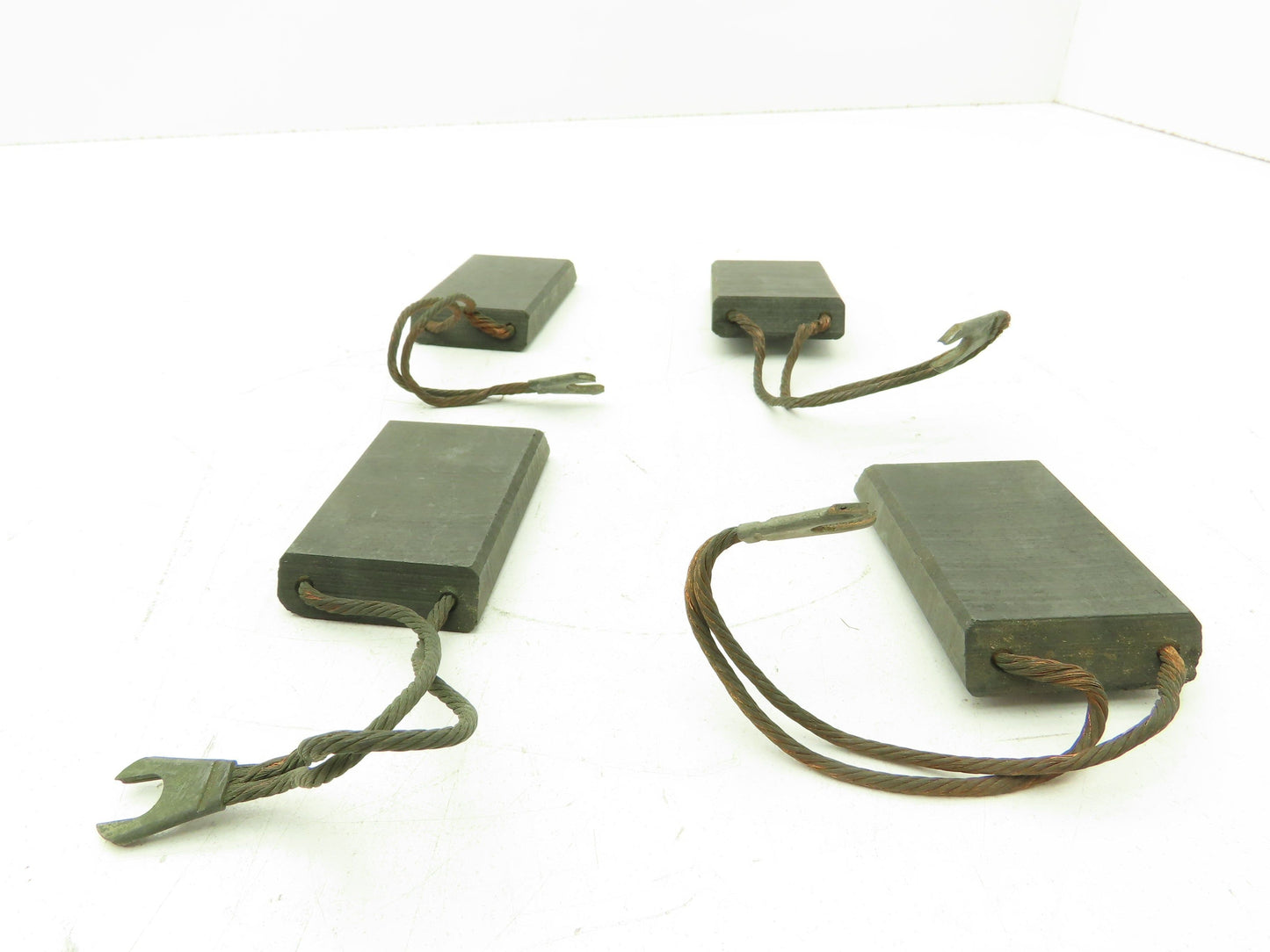 Westinghouse 1593238 Carbon Motor Brush 1/2x1-3/4x2-3/4" Lot of 4