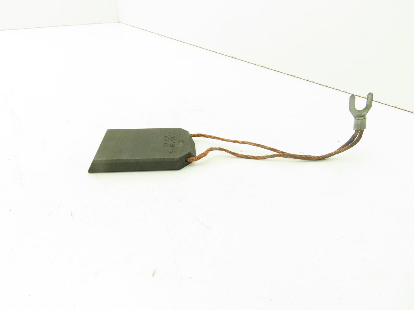 Westinghouse 120A579G15 Carbon Motor Brush 3/8x1-3/4x2-3/4" Lot of 4