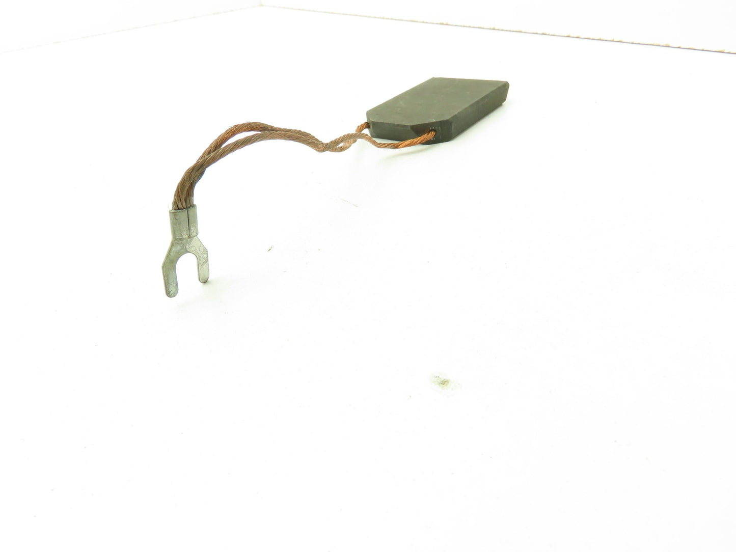 Westinghouse 120A579G15 Carbon Motor Brush 3/8x1-3/4x2-3/4" Lot of 4