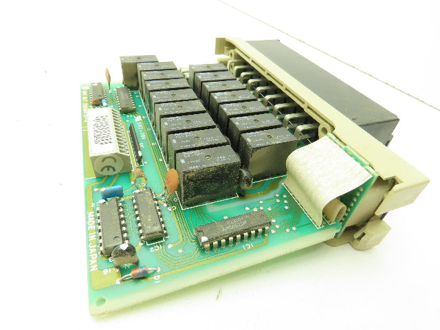 Hitachi 33018470-4 PLC Relay Input Output SSR Out SNT-T8V