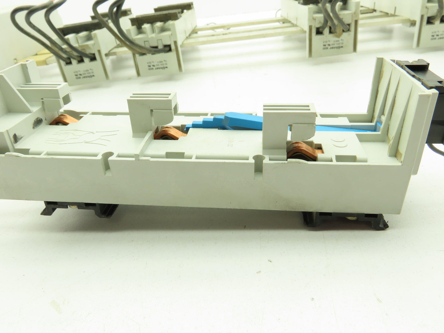 Wohner Classic 60 System Busbar 24" 3Ph 362A EQUES Lot of 5 32A 600V Adapters