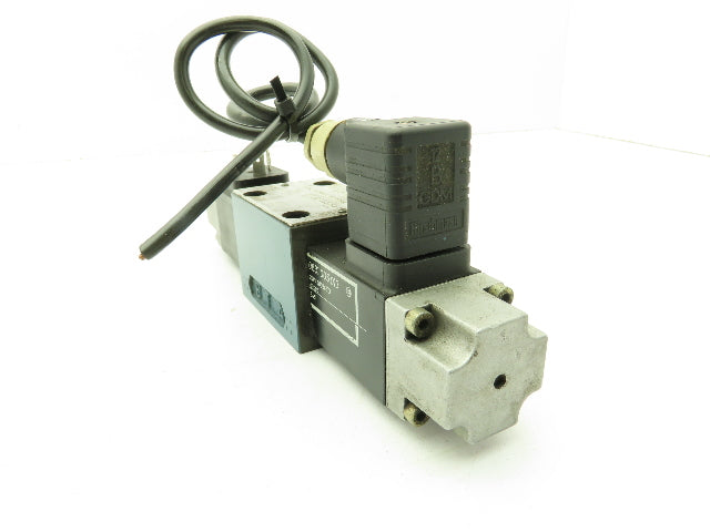 Bosch 0 810 090 101 Hydraulic Solenoid Valve Double Action 24V Coil