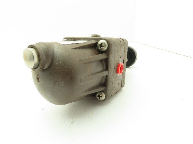 Fairchild 75042 Pneumatic Air Regulator Model 75 Corrosion Resistant 60 PSI Knob