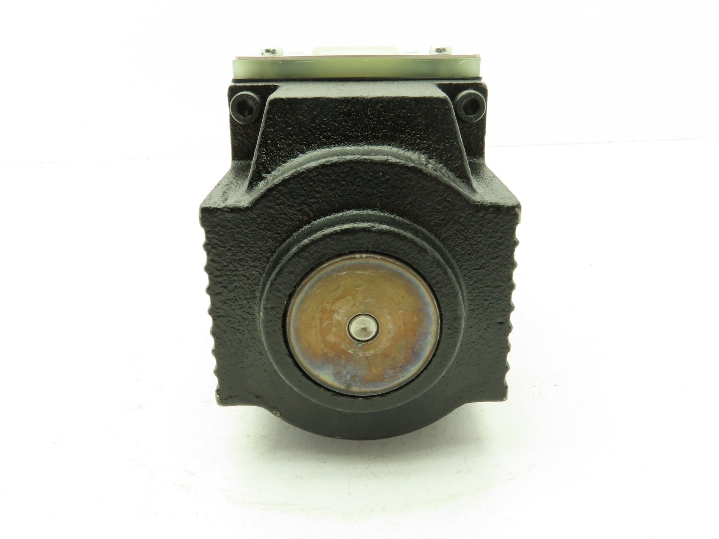 Nachi SS-G03-H5-R-D2-E10 Hydraulic Directional Control Wet Solenoid Valve 24VDC