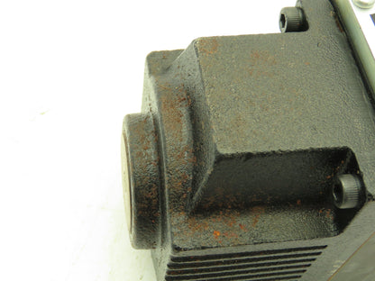 Nachi SS-G03-H63-R-D1-E8916A Hydraulic Directional Control Solenoid Valve 12VDC