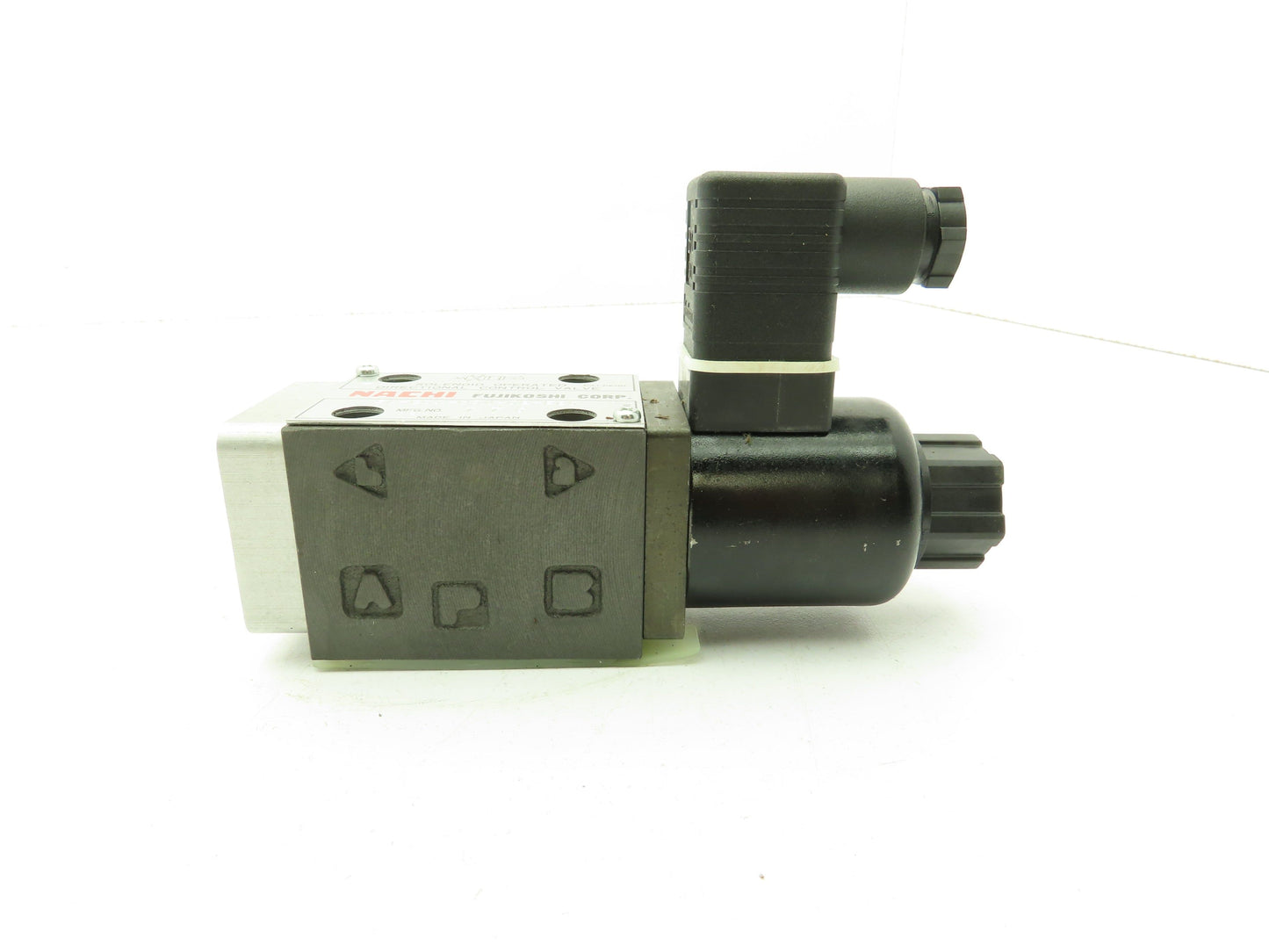 Nachi SA-G01-H3X-D2-E20 Hydraulic Directional Control Wet Solenoid Valve 24VDC