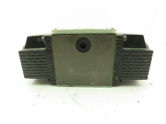 Nachi SS-G03-C6-R-D2-E10 Hydraulic Directional Control Wet Solenoid Valve 24VDC