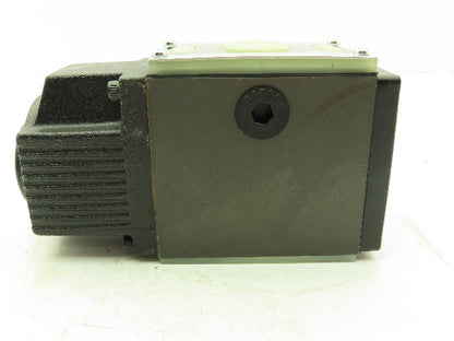 Nachi SS-G03-A3Z-FR-D1-E10 Hydraulic Directional Control Solenoid Valve 12VDC