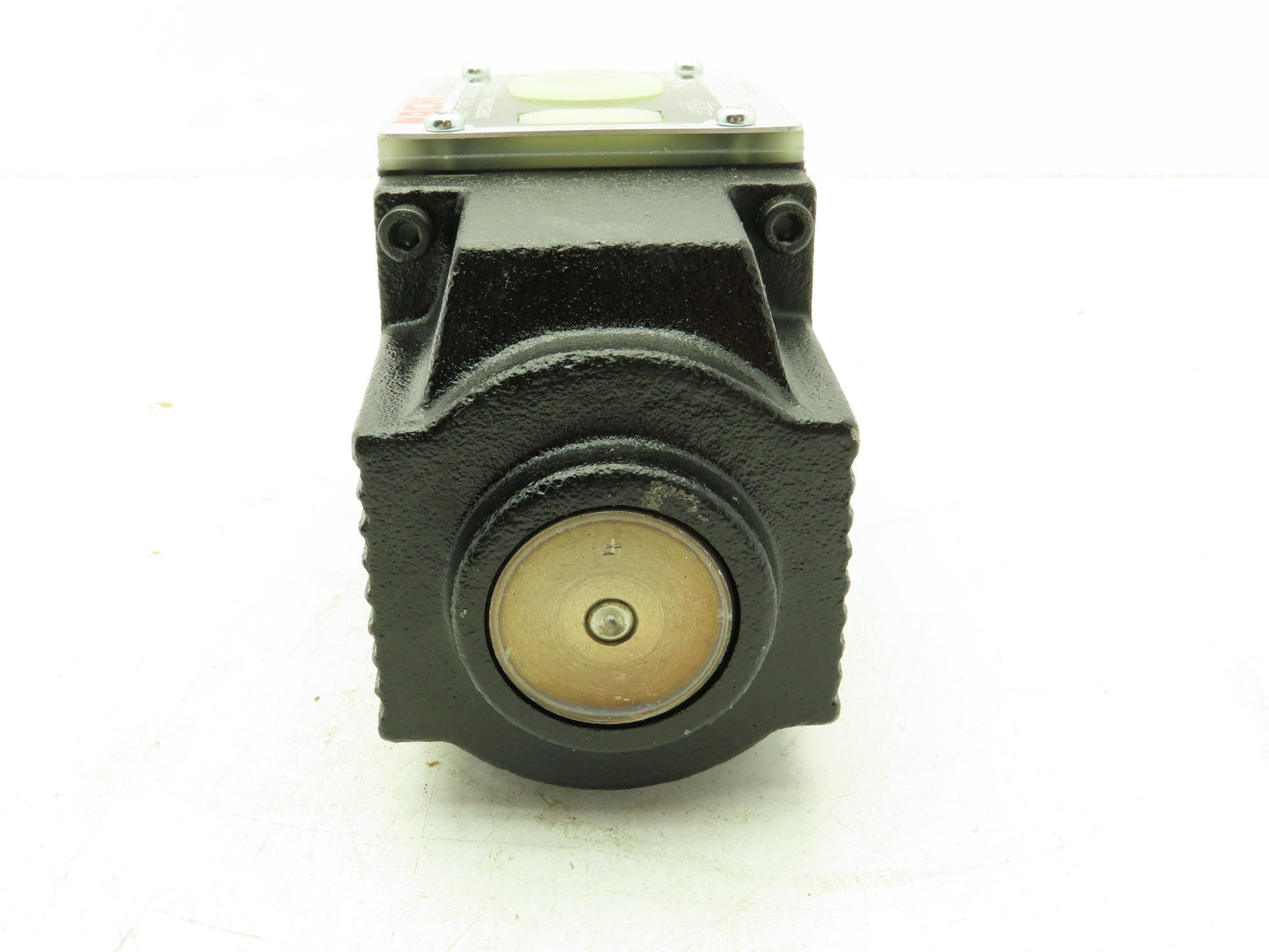 Nachi SS-G03-A3Z-FR-D1-E10 Hydraulic Directional Control Solenoid Valve 12VDC