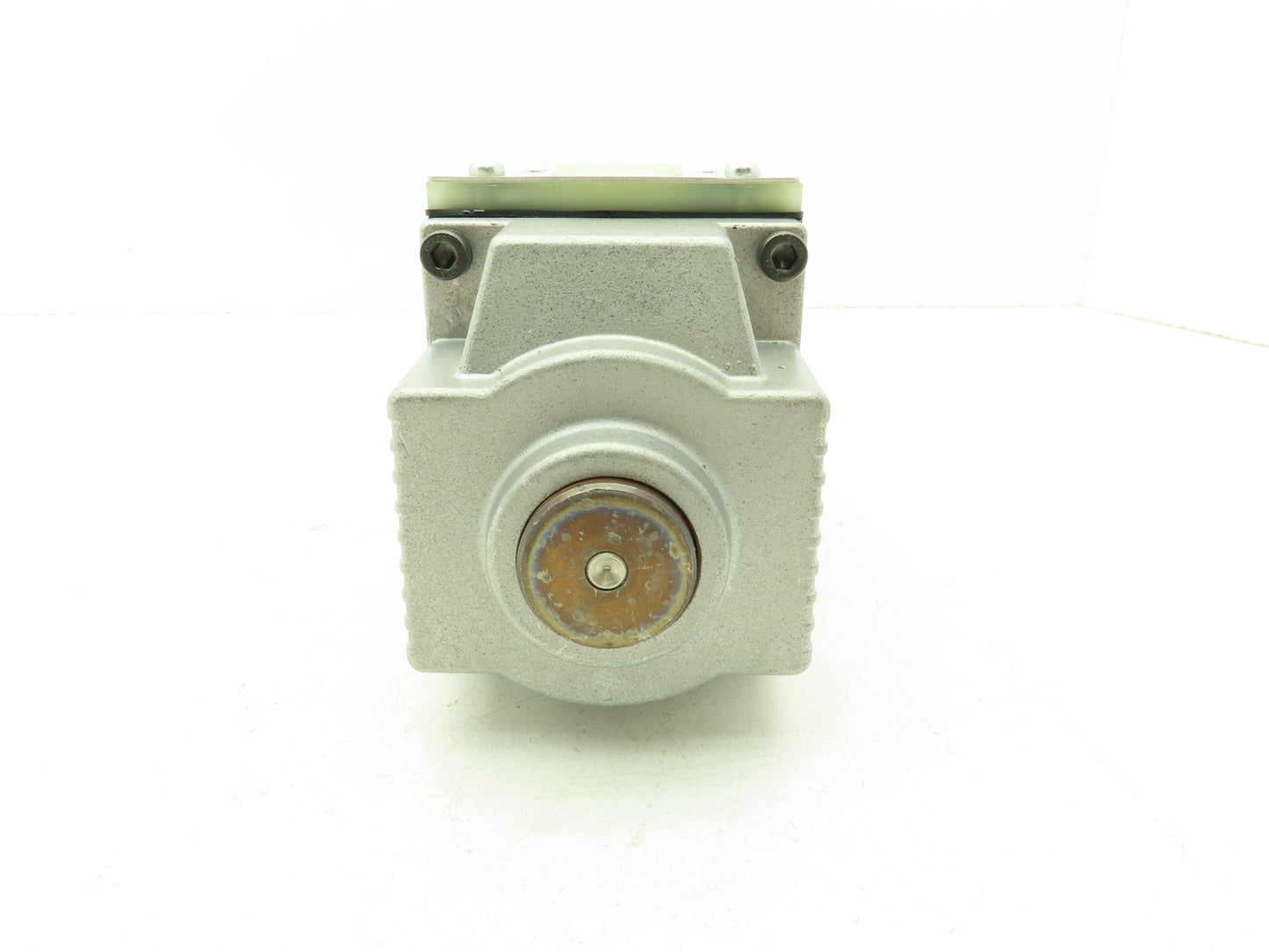 Nachi SS-G03-E3Z-R-C115-E10 Hydraulic Directional Control Solenoid Valve 120V