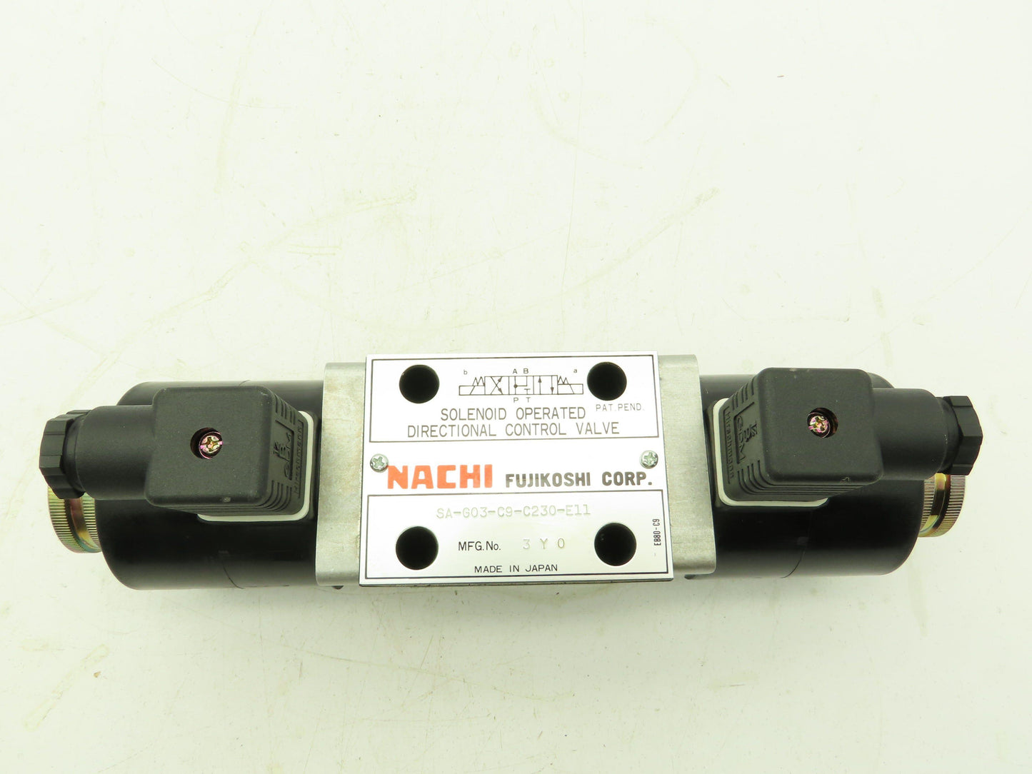 Nachi SA-G03-C9-C230-E11 Hydraulic Directional Control Wet Solenoid Valve 220V