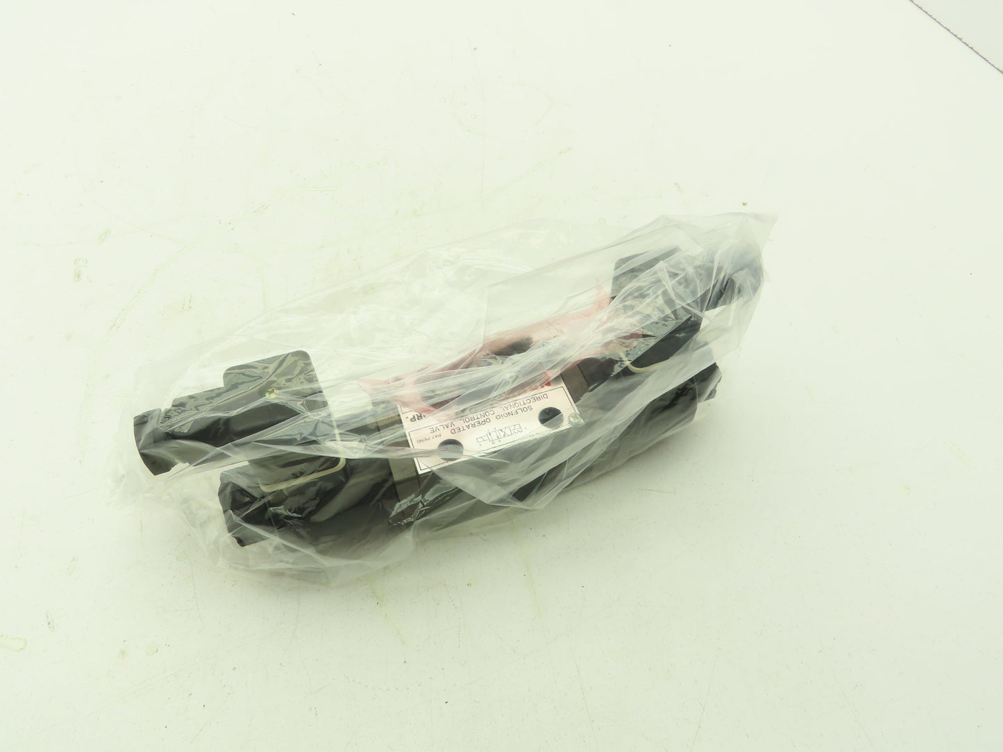 Nachi SA-G01-E3X-C230-E20 Hydraulic Directional Control Wet Solenoid Valve 220V