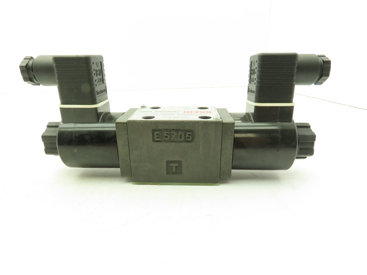 Nachi SA-G01-E3X-C230-E20 Hydraulic Directional Control Wet Solenoid Valve 220V