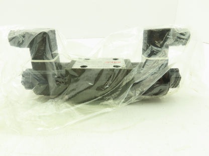 Nachi SA-G01-C6S-C230-E20 Hydraulic Directional Control Wet Solenoid Valve 220V