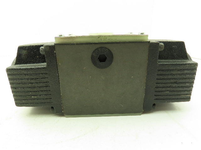 Nachi SS-G03-C4-FR-D2-E10 Hydraulic Directional Control Solenoid Valve 24VDC D05