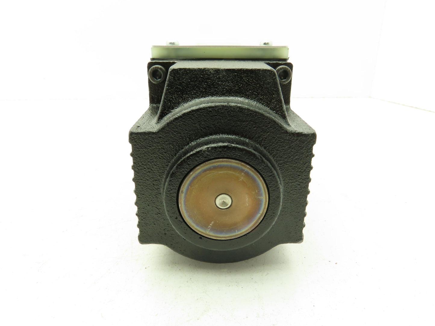 Nachi SS-G03-C6-R-D1-E10 Hydraulic Directional Control Wet Solenoid Valve 12VDC