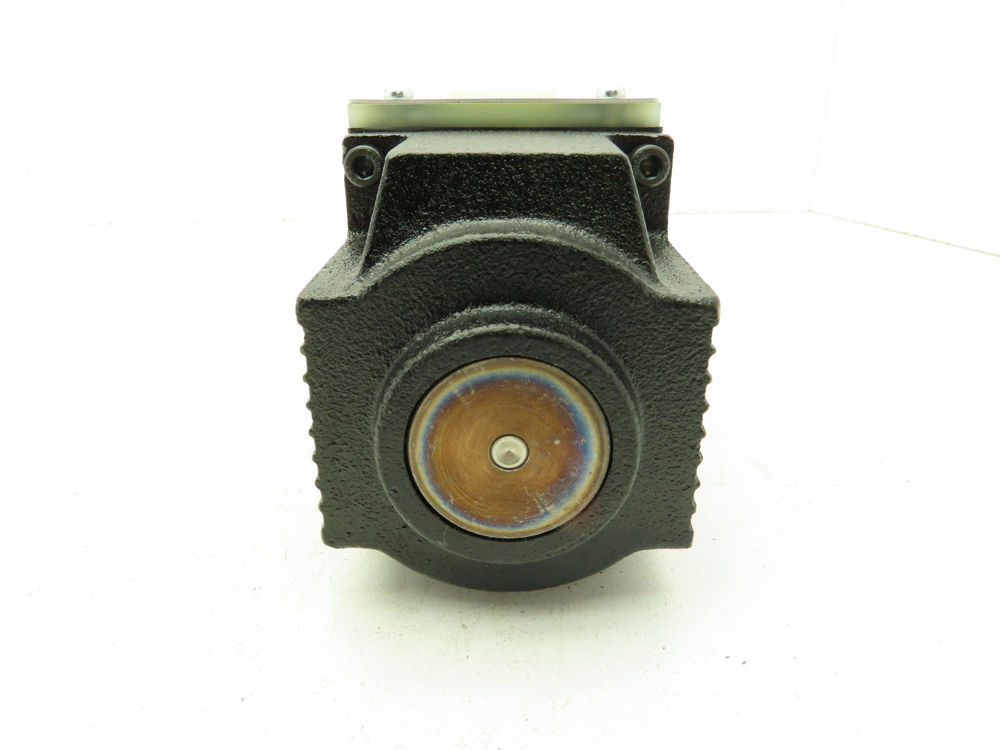 Nachi SS-G03-C6-R-D1-E10 Hydraulic Directional Control Wet Solenoid Valve 12VDC