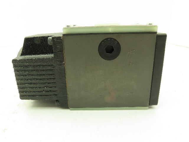 Nachi SS-G03-H3Z-R-D1-E10 Hydraulic Directional Control Wet Solenoid Valve 12VDC