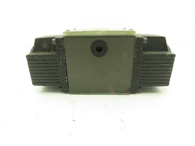 Nachi SS-G03-C6-R-D2-E10 Hydraulic Directional Control Wet Solenoid Valve 24VDC