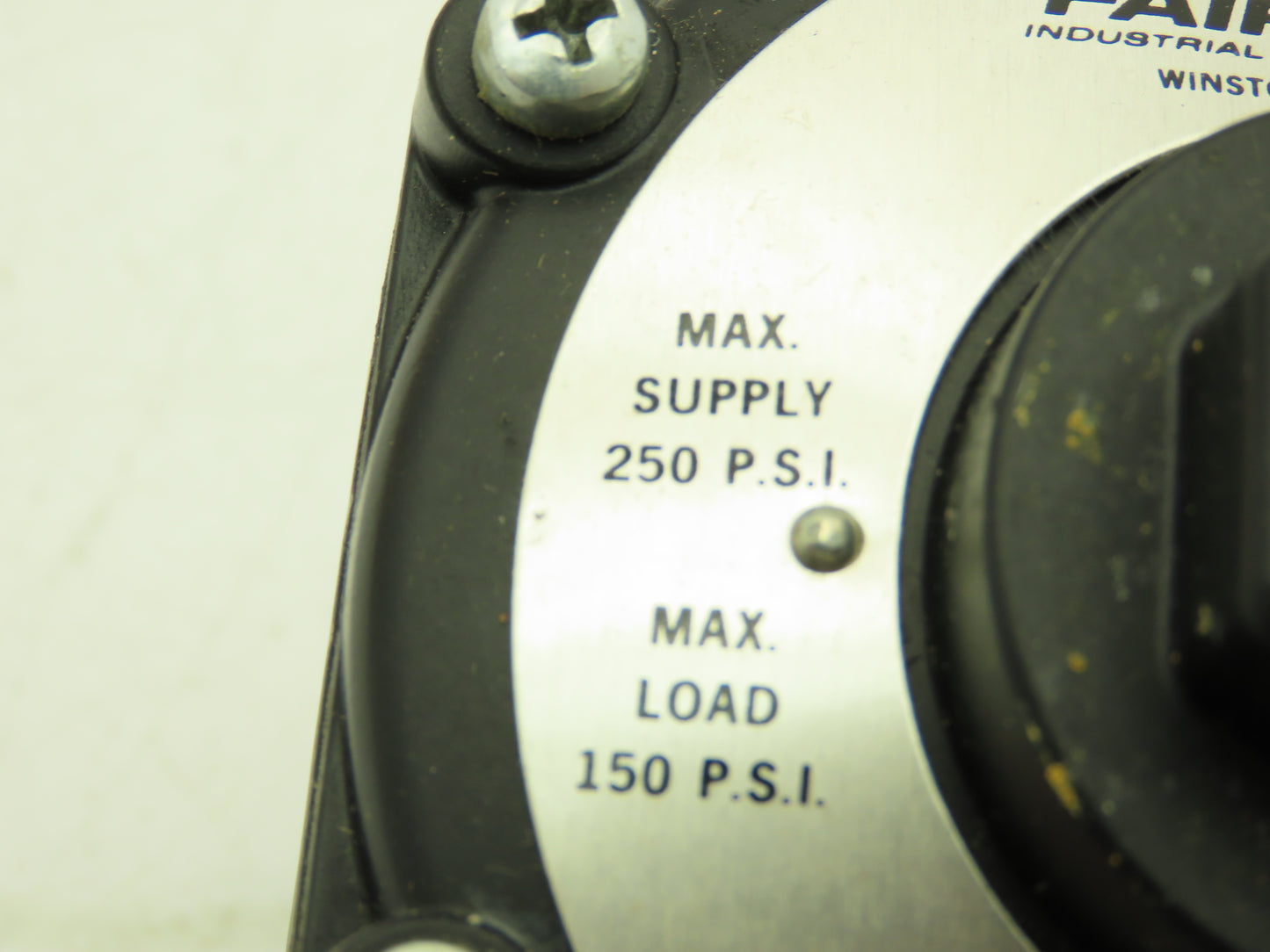 Fairchild Z-9103-01 Pneumatic Volume Booster 15/1 Output Model 4500 4503