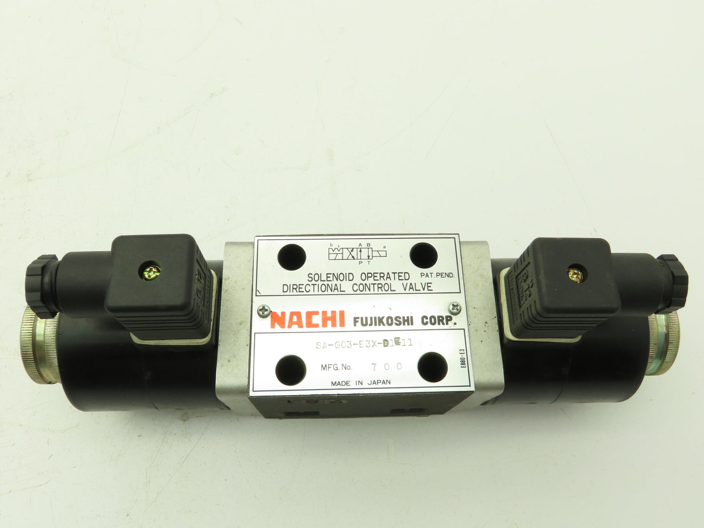 Nachi SA-G03-E3X-D1-E11 Hydraulic Directional Control Wet Solenoid Valve 12VDC