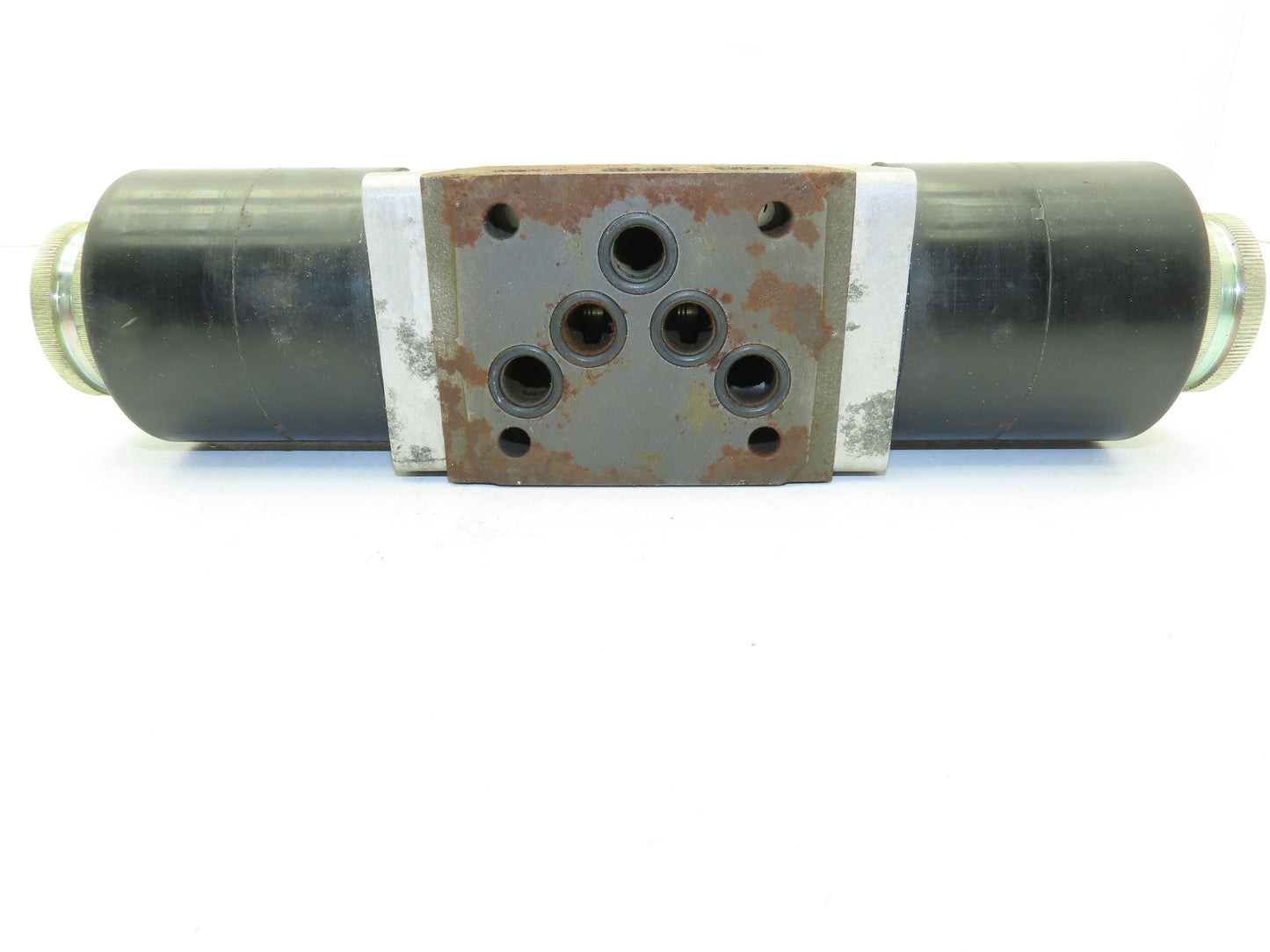 Nachi SA-G03-E3X-D1-E11 Hydraulic Directional Control Wet Solenoid Valve 12VDC