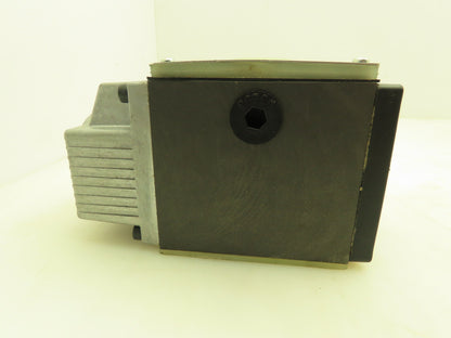 Nachi SS-G03-A5-R-C230-E10 Hydraulic Directional Control Solenoid Valve 220V D05