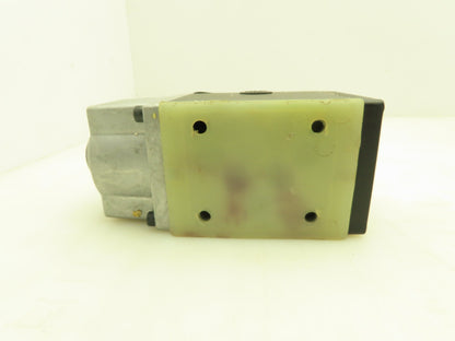 Nachi SS-G03-A5-R-C230-E10 Hydraulic Directional Control Solenoid Valve 220V D05