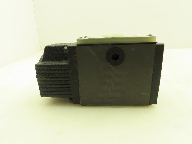 Nachi SS-G03-A04-R-D1-E8916A Hydraulic Directional Control Solenoid Valve 12VDC