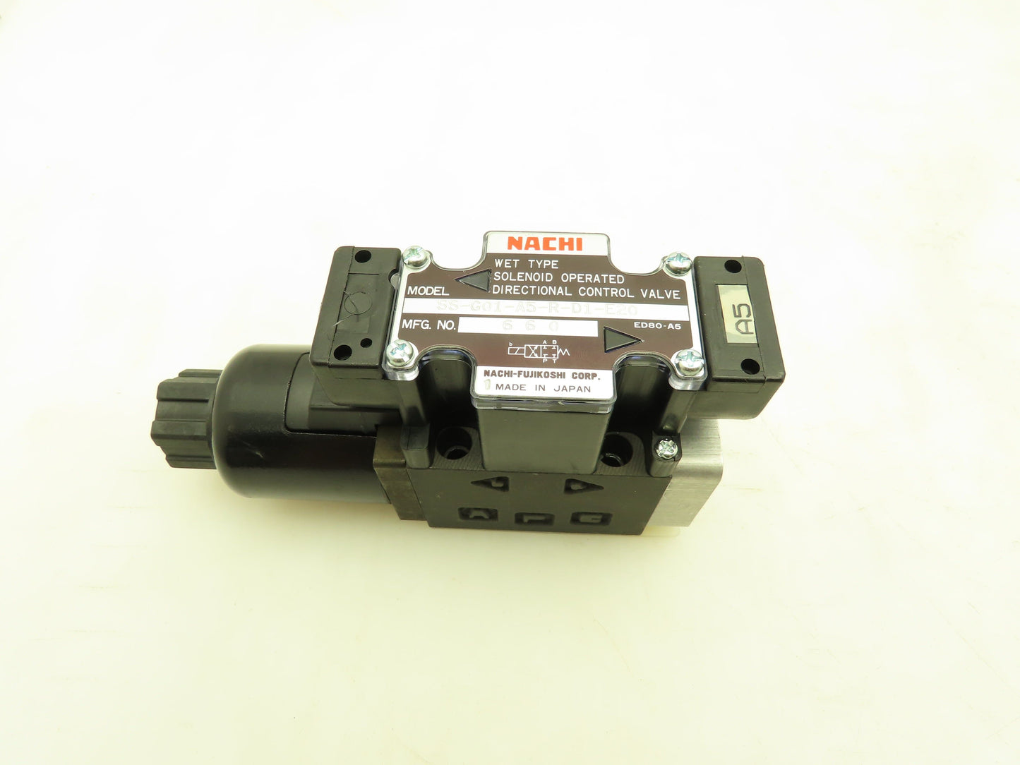 Nachi SS-G01-A5-R-D1-E20 Hydraulic Directional Control Solenoid Valve 12VDC D03