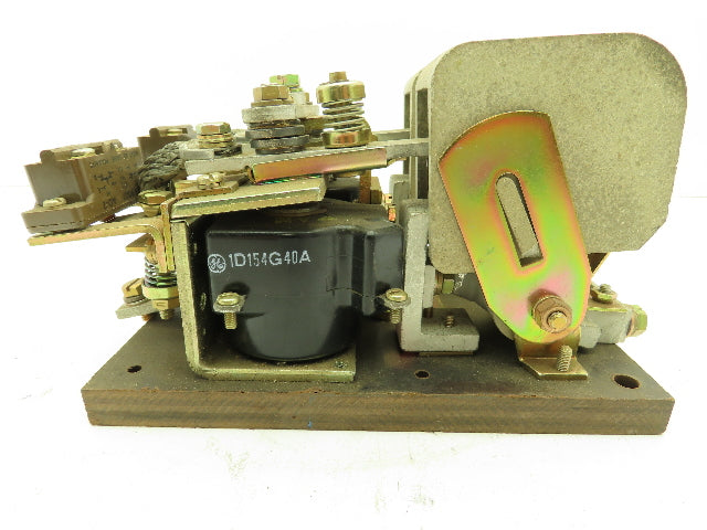 GE General Electric IC2800M 144B425X52  DC Reversing Contactor 200A 128VDC