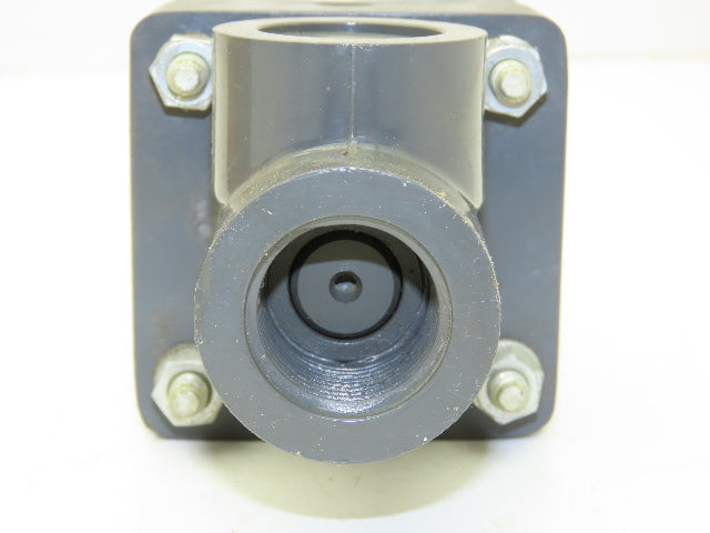 Plast-o-matic D075B 3/4" Shutoff Valve Double Action Pneumatic Controlled