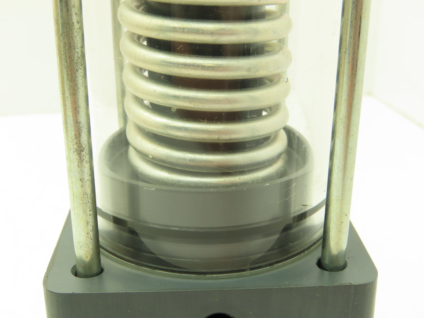 Plast-o-matic DS125V-NC 1 1/4" Shutoff Valve Spring Return NC Pneumatic Powered