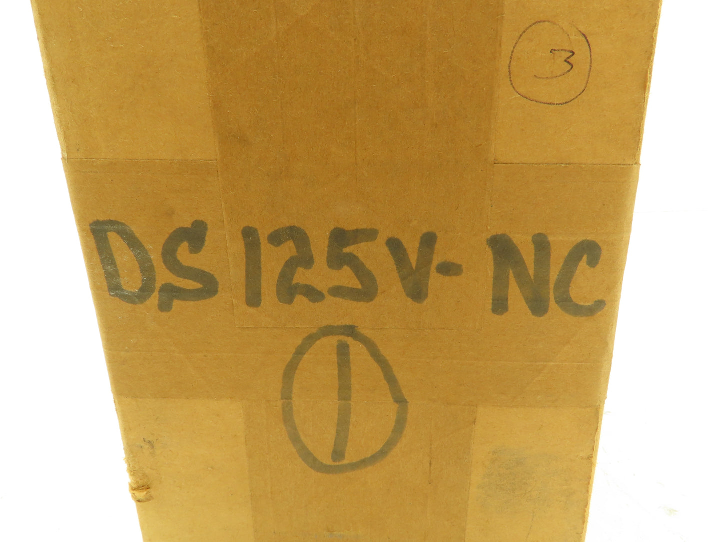 Plast-o-matic DS125V-NC 1 1/4" Shutoff Valve Spring Return NC Pneumatic Powered