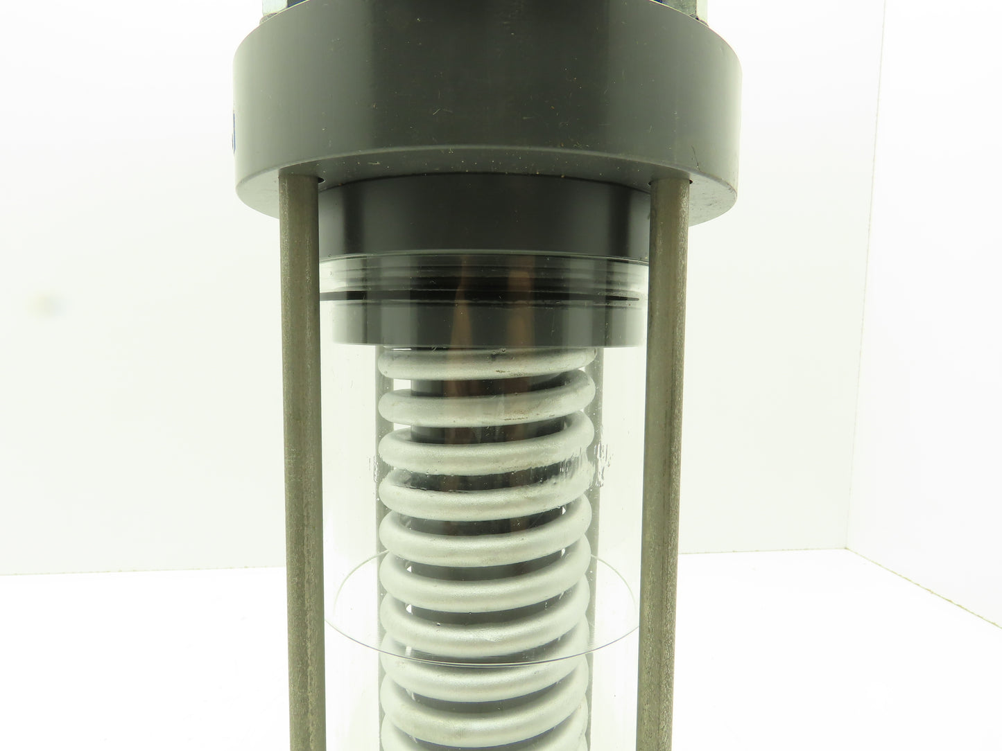Plast-o-matic ES250LV-NC 2 1/2" Shutoff Valve Spring Return NC Pneumatic Powered