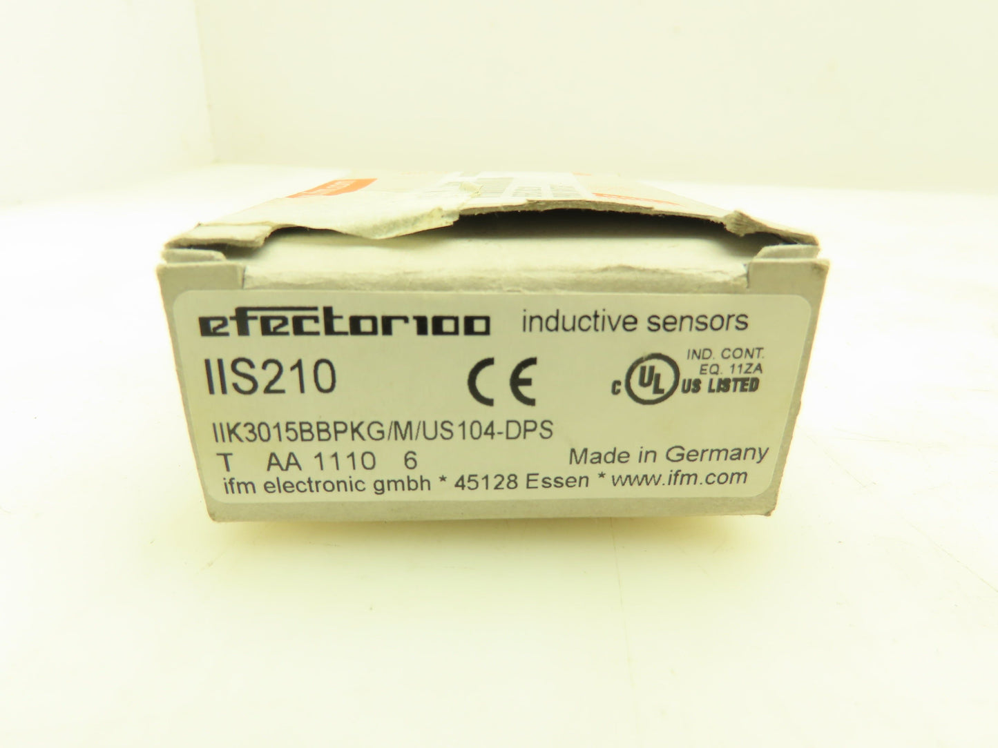 IFM Efector IIS210 Inductive Sensor Proximity Switch 15mm PNP 10-36VDC N.O.