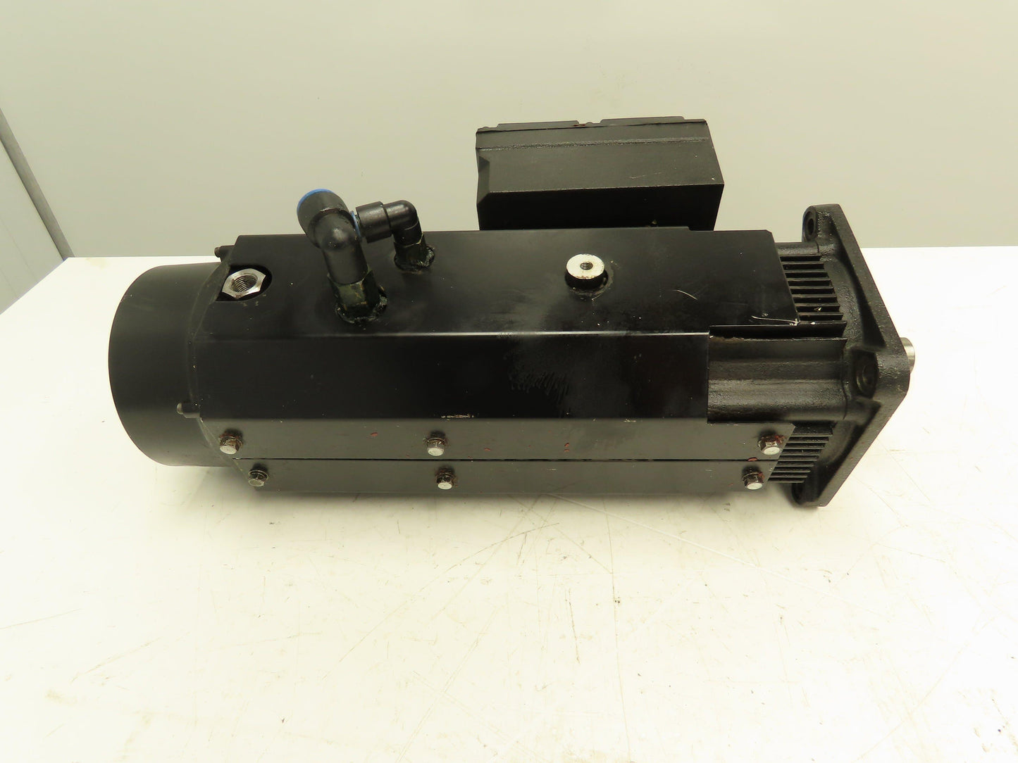 Sanyo Denki 64BM180LXUD9 BL Super AC Servo Motor w/ Encoder E751024J1E1