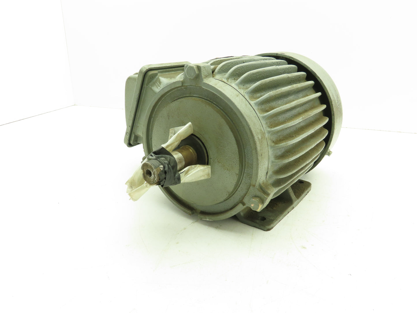 General Electric 5KE145SC205B Motor 1.5 1 1/2 HP 1730 RPM 3Ph 230/460V 145T TE